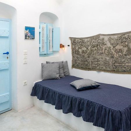Black Rock Traditional Rooms Emporio  Esterno foto
