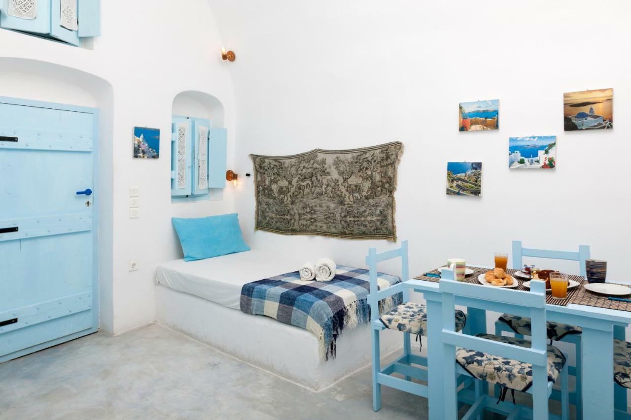 Black Rock Traditional Rooms Emporio  Esterno foto