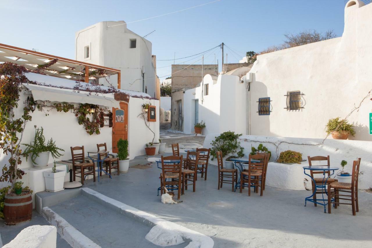 Black Rock Traditional Rooms Emporio  Esterno foto